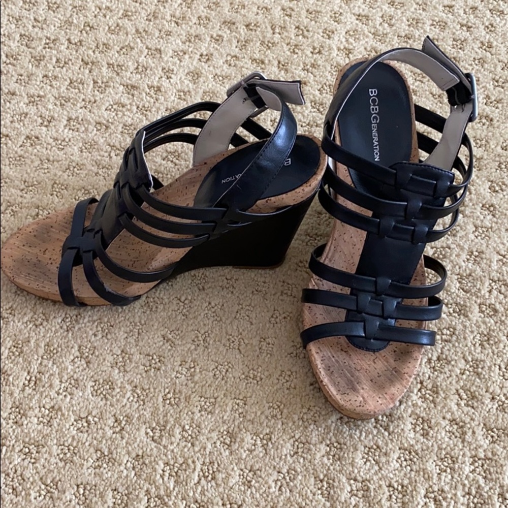 BCBG black and cork wedges